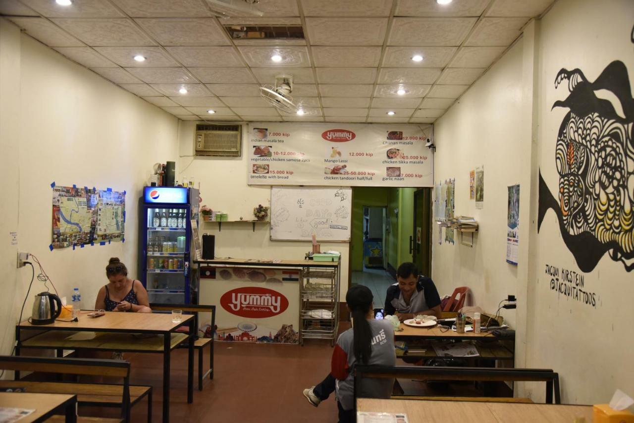Yummy Backpacker Hostel Pakse Exterior foto